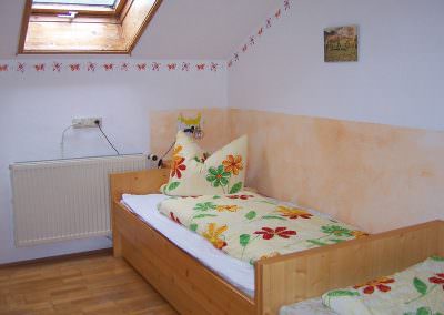 Schlafraum Fewo 1 auf dem Altenburgerhof