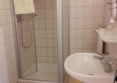 Badezimmer Fewo 1 Altenburgerhof